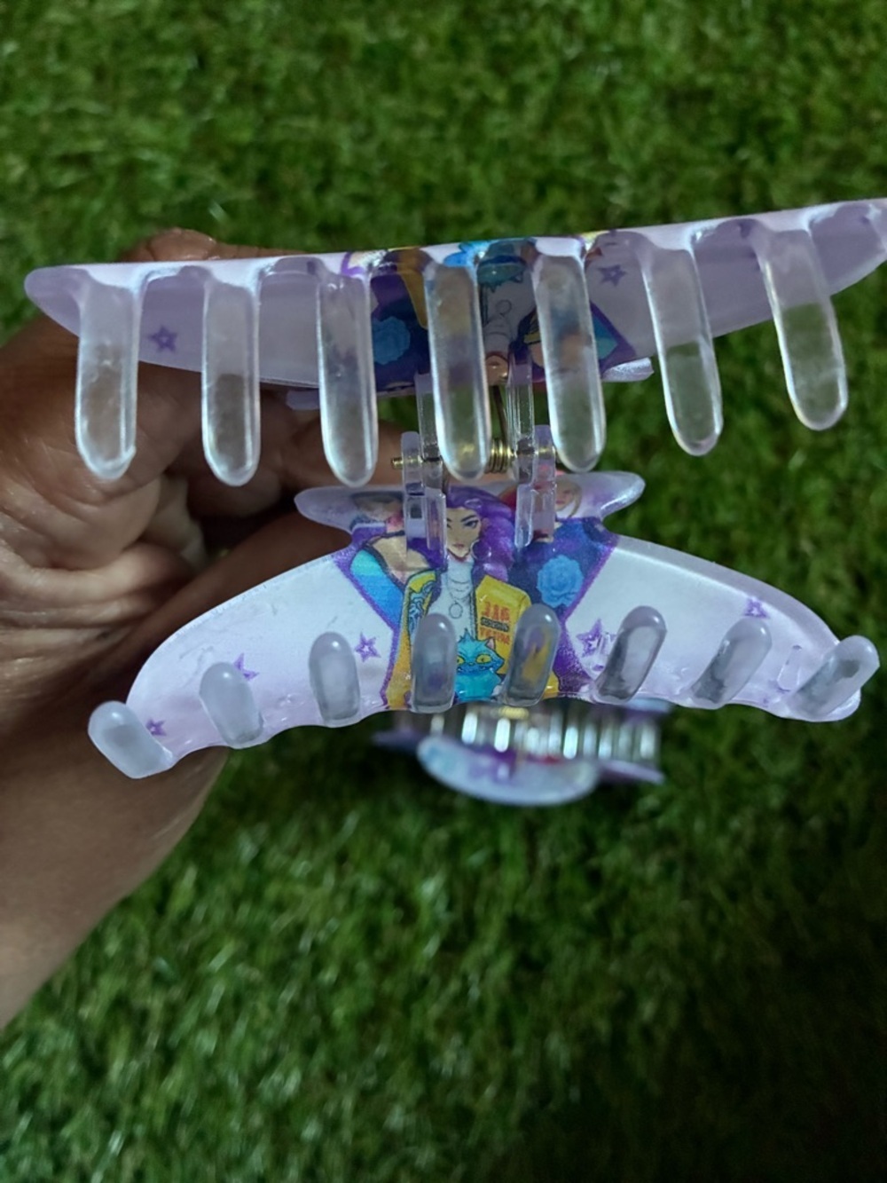 Kpop Hair Clips- Pack of 2 - Picture 5 of 5